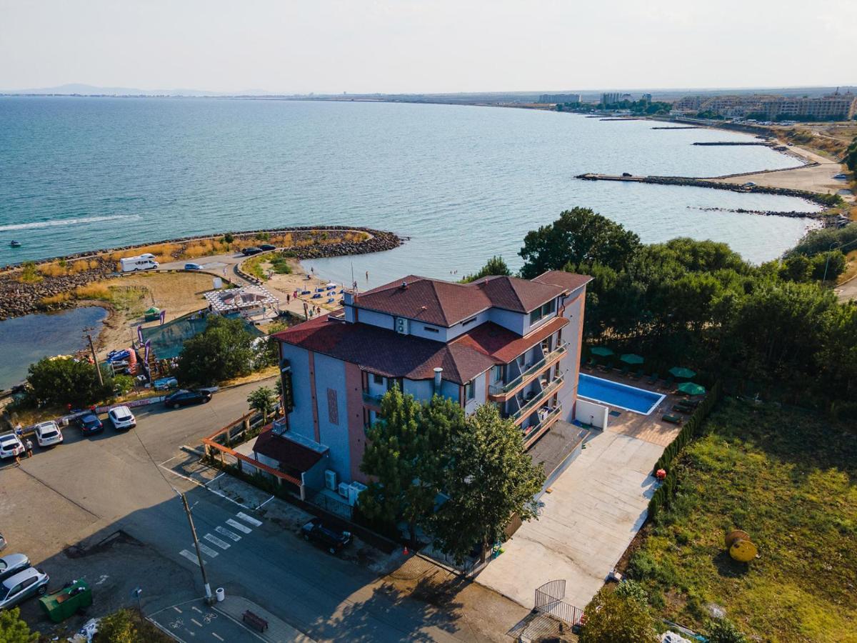 Lecardo Hotel Aheloy Exterior foto